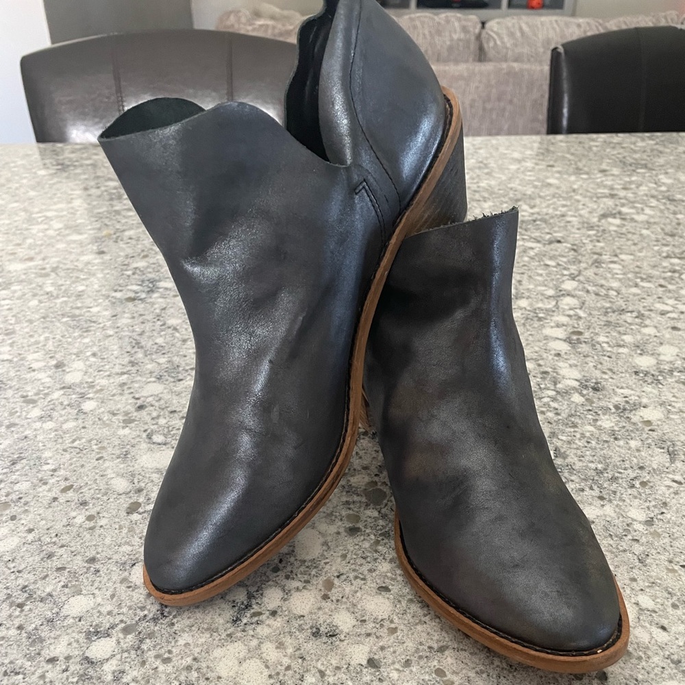 Kelsi Dagger Brooklyn Kenmare Ankle Boots Size 9